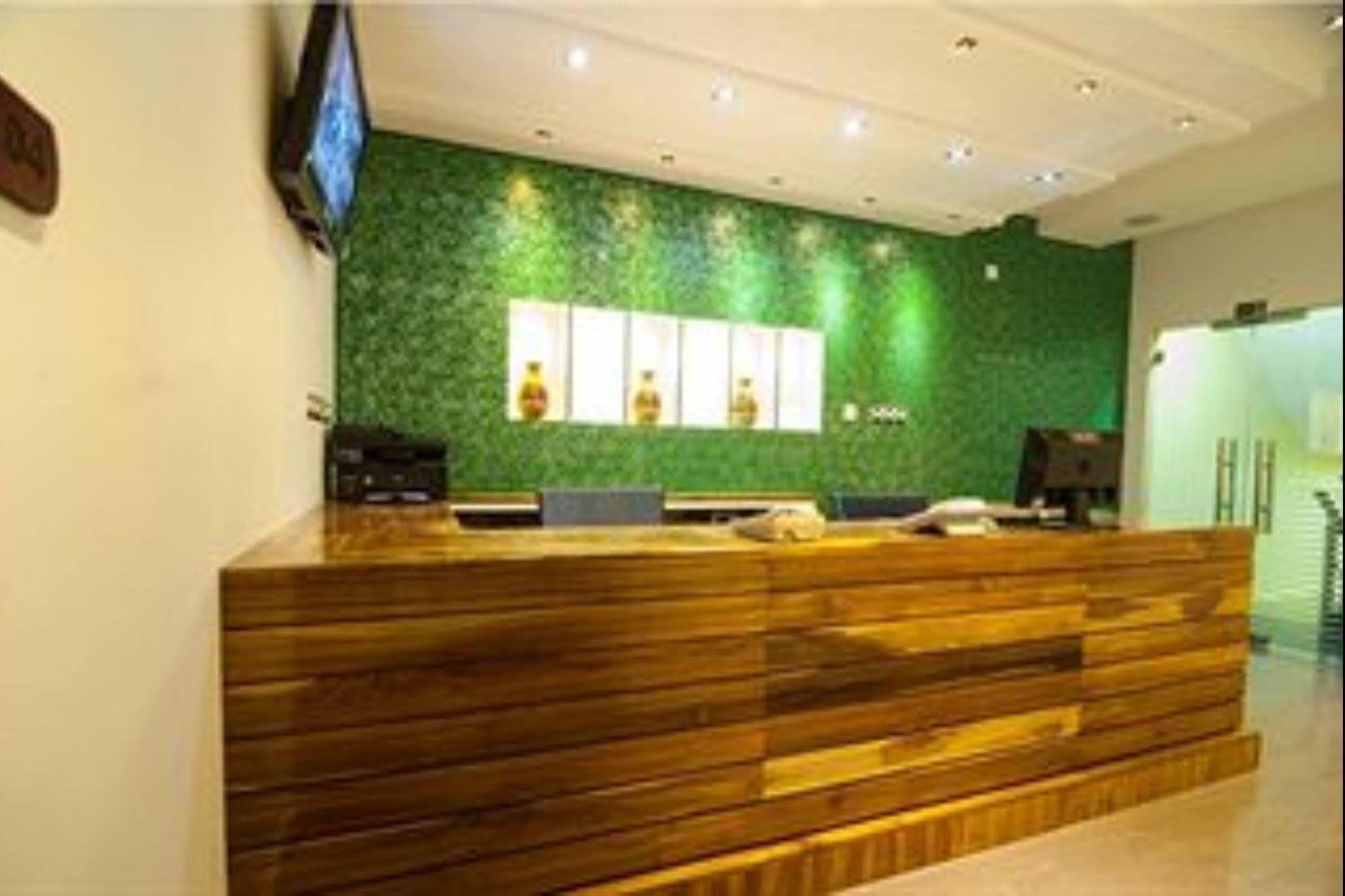 Fern Boquete Inn Hulhumale Exterior foto