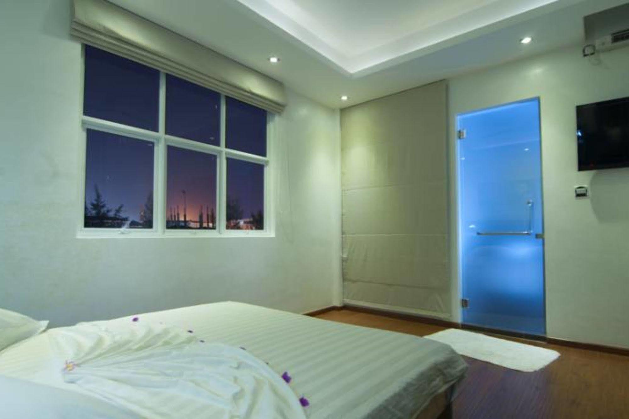 Fern Boquete Inn Hulhumale Exterior foto